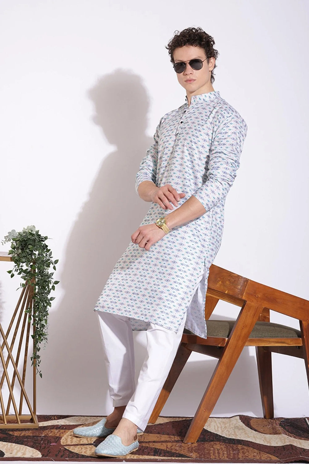 Stylish White Blended With Blue Print Kurta