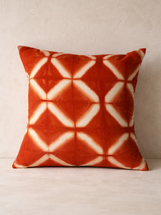 MOOL Khadi Cushion Manjistha Tie-Dye