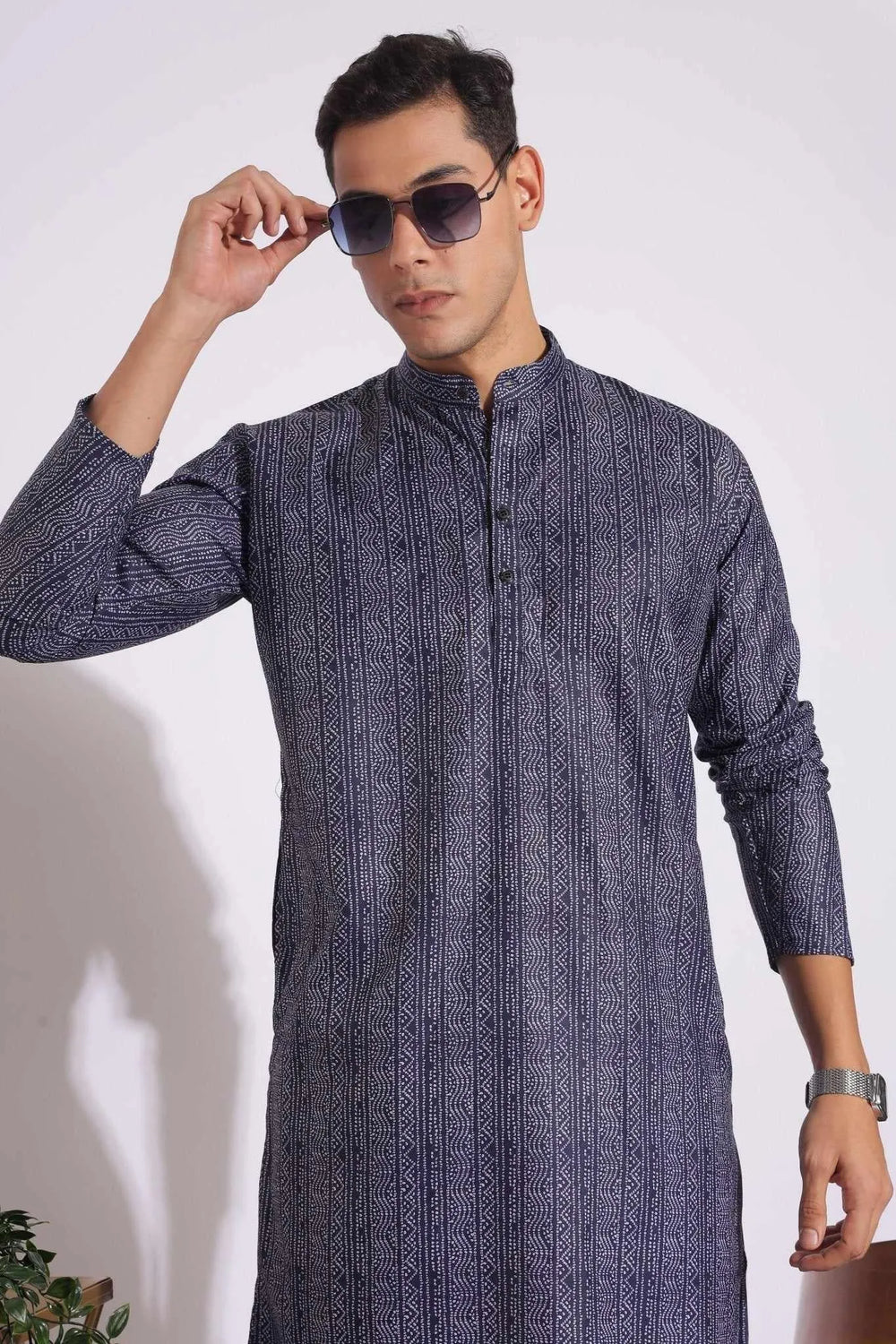 Trending Black and Grey Lining Design Print Kurta