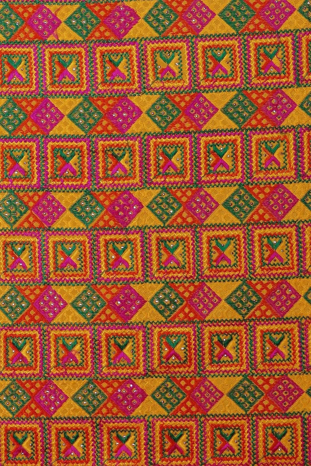 High-Quality Handloom Phulkari Dupatta DP-09