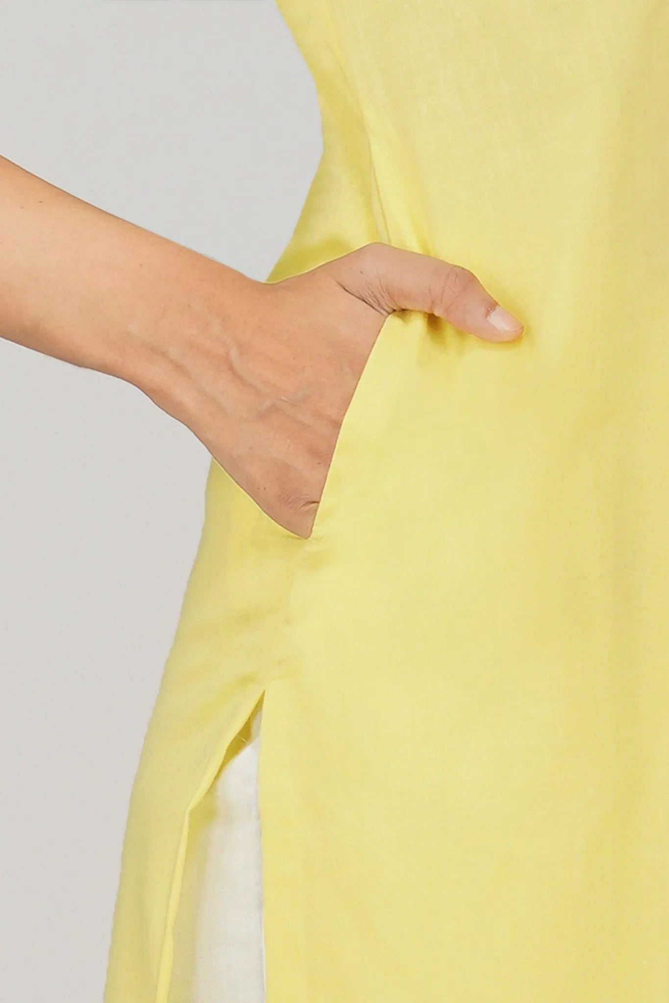Women's Long Khadi Kurti Pastel Yellow