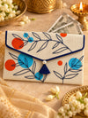 Tehni Khadi shagun envelope with Rs 500 notes